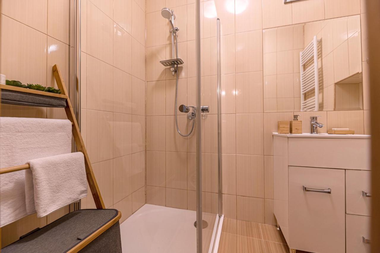 Garden Hideout - Central Apartment Brašov Exteriér fotografie